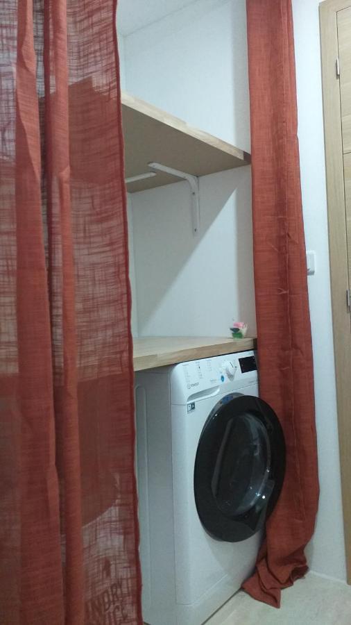 Magnifique Appartement 2 Chambres Avec 50 M2 De Jardin Privatif La Crau Dış mekan fotoğraf