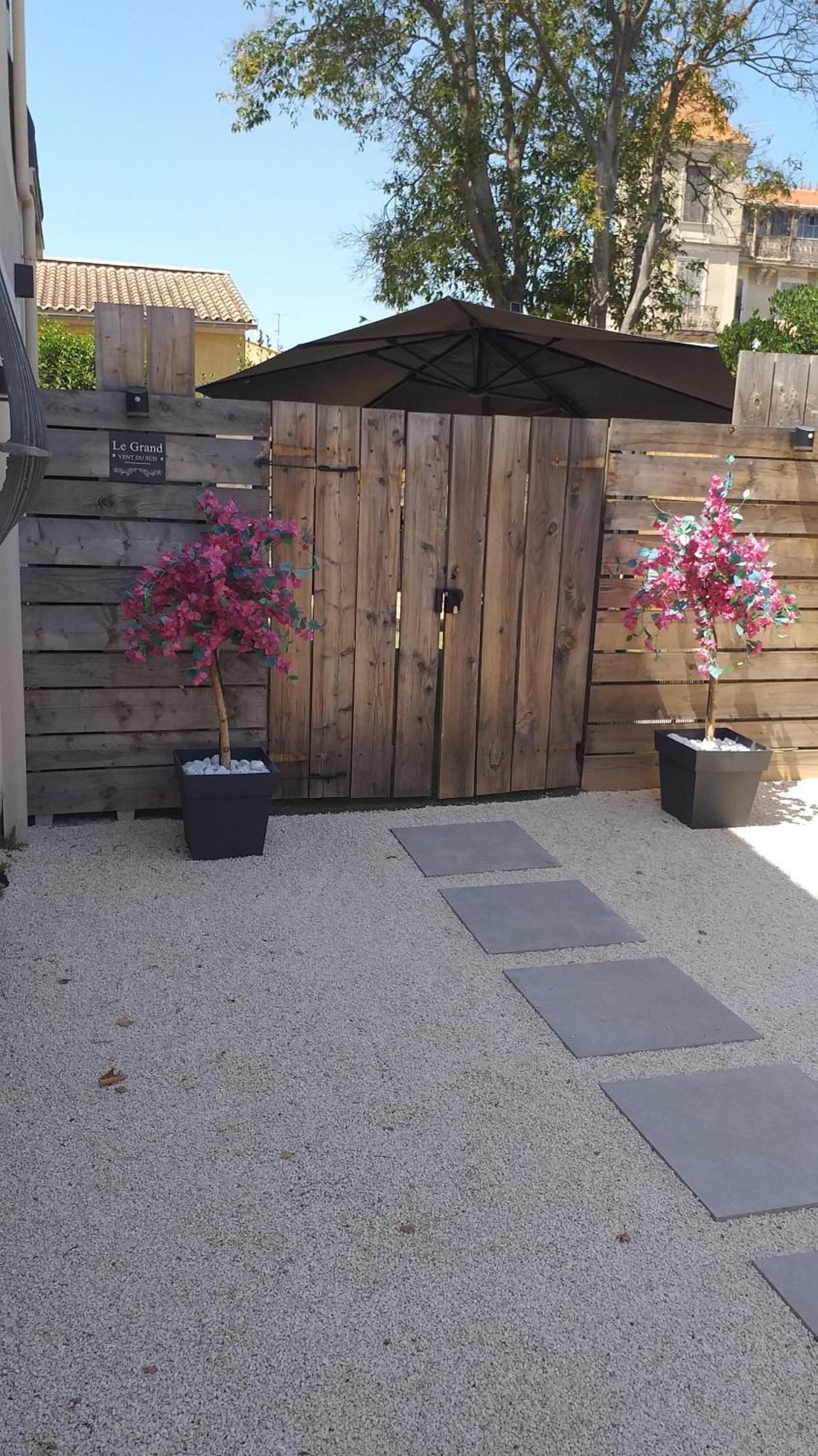 Magnifique Appartement 2 Chambres Avec 50 M2 De Jardin Privatif La Crau Dış mekan fotoğraf